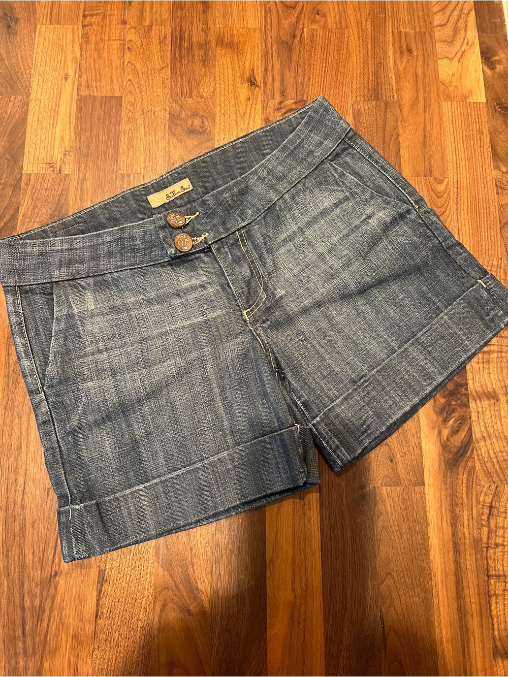 See Thru Soul Dark Blue Denim Cuffed Women’s Shorts 29